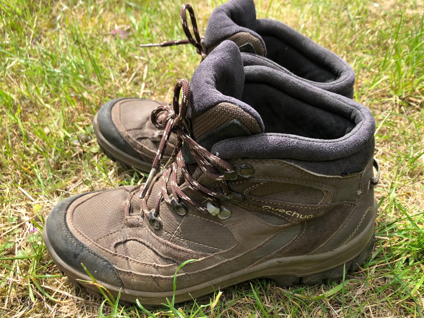 Bottes de randonnée hautes Decathlon Quechua 43, Enlèvement ou Envoi, Utilisé, Chaussures