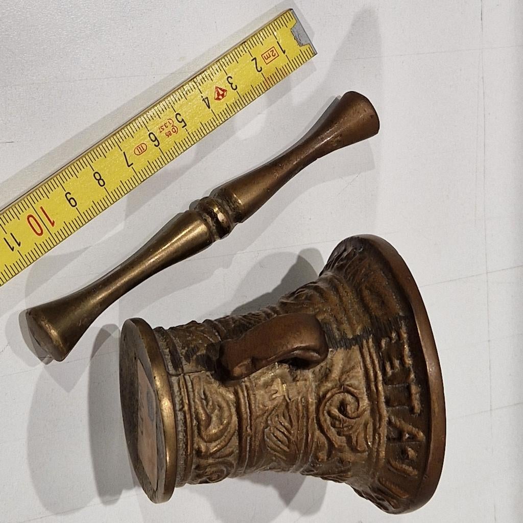 Mini bronzen vijzel met stamper, Enlèvement ou Envoi, Bronze