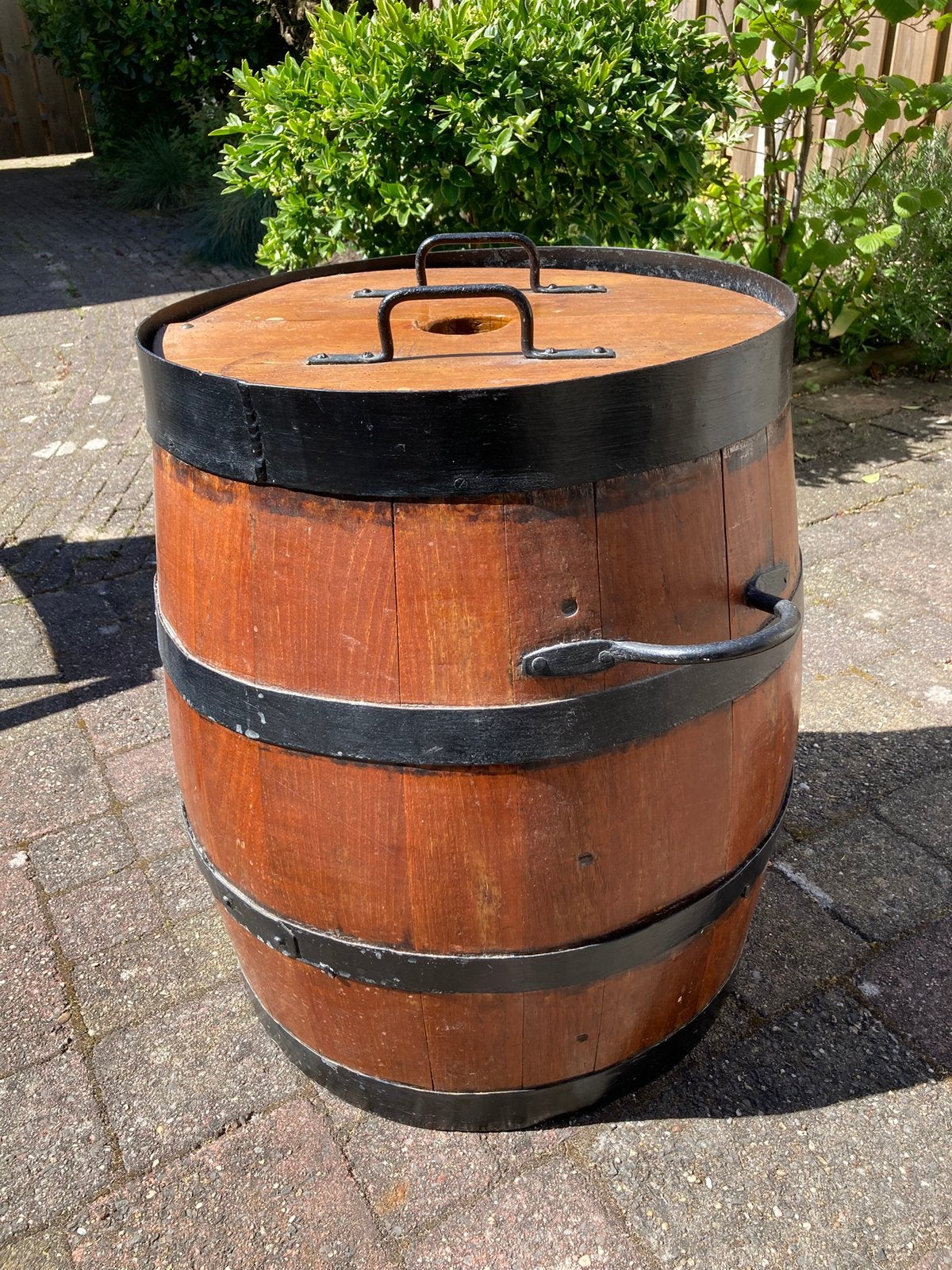 Te koop authentieke melkkarnton, Ophalen, Zo goed als nieuw, Hout