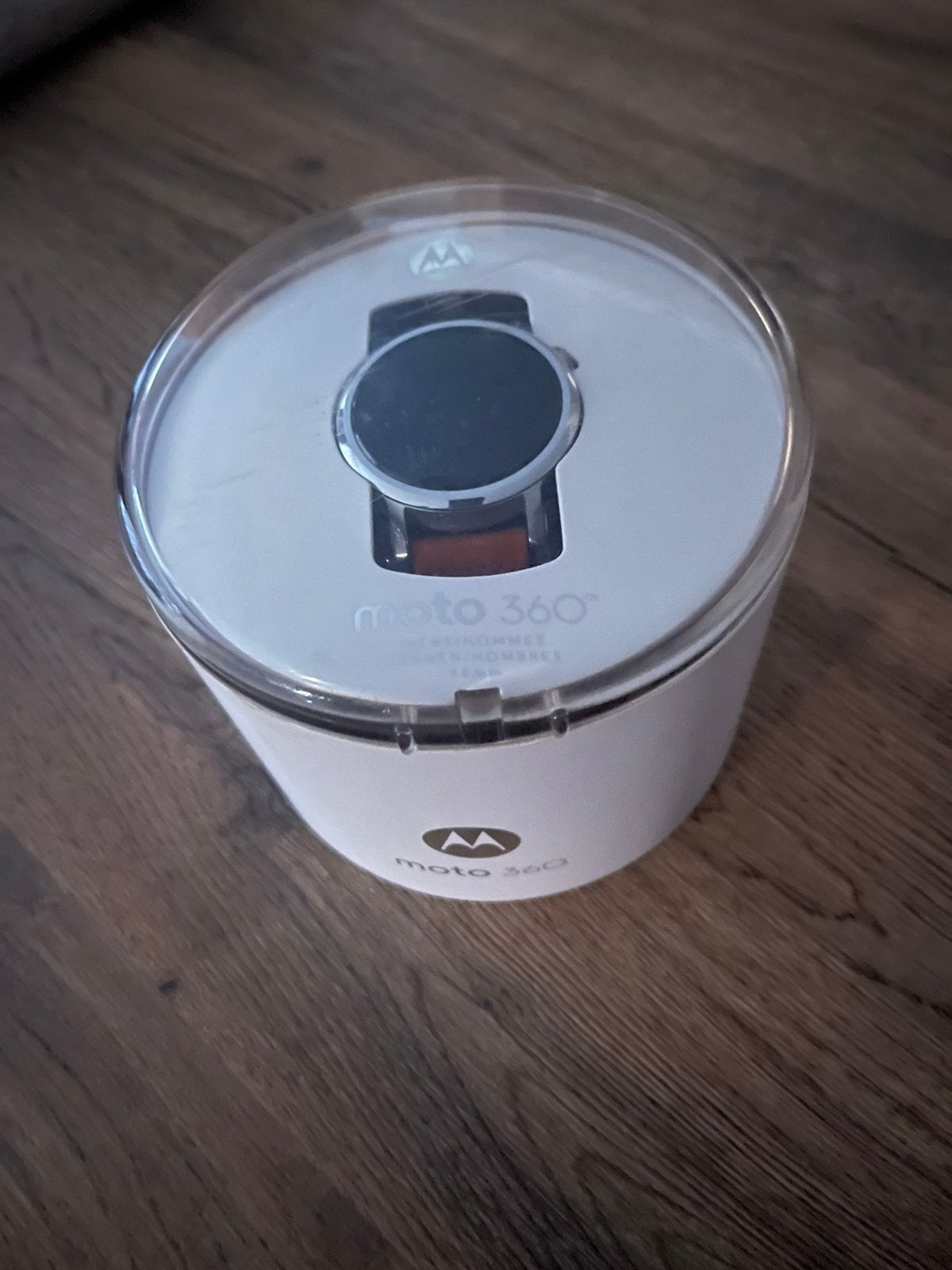 Montre connectée Motorola moto 360, Enlèvement, Comme neuf