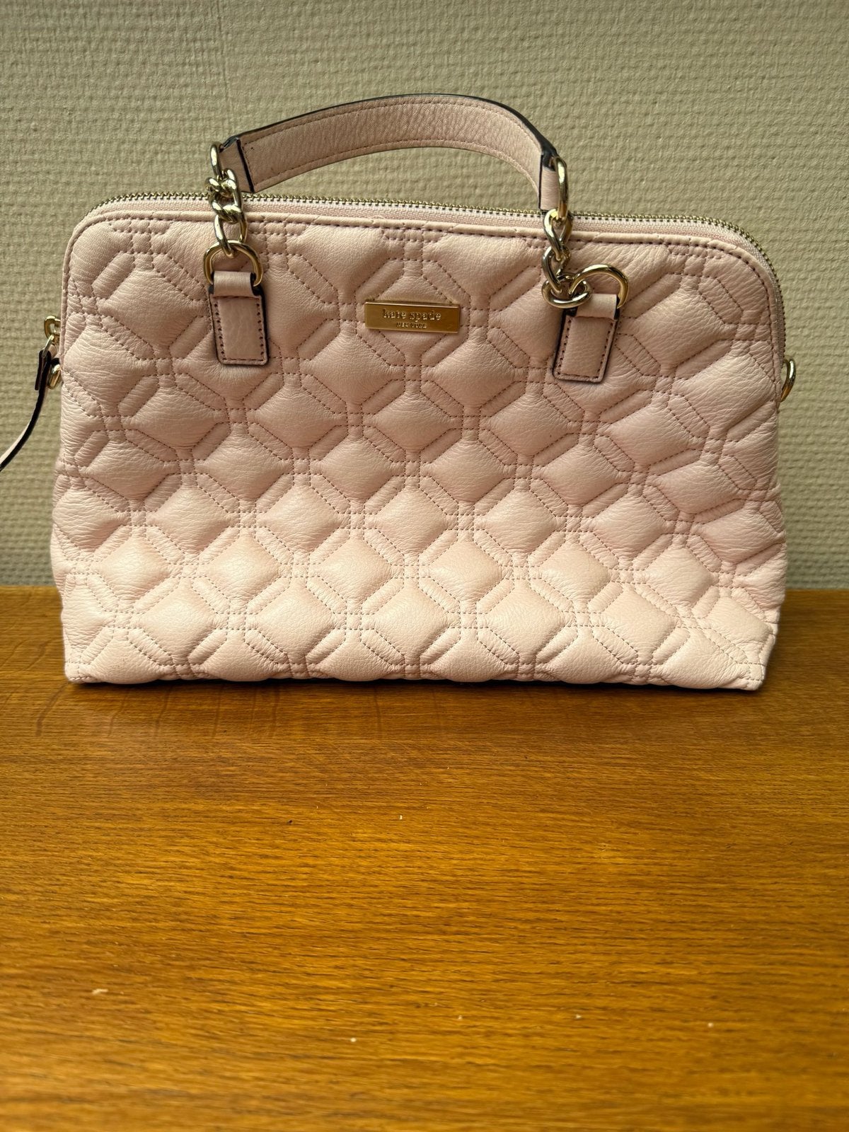 Handtas Kate spade 36 cm l x 11 cm d x 27 cm h, Handtassen en Accessoires, Tassen | Damestassen, Ophalen, Gebruikt, Handtas