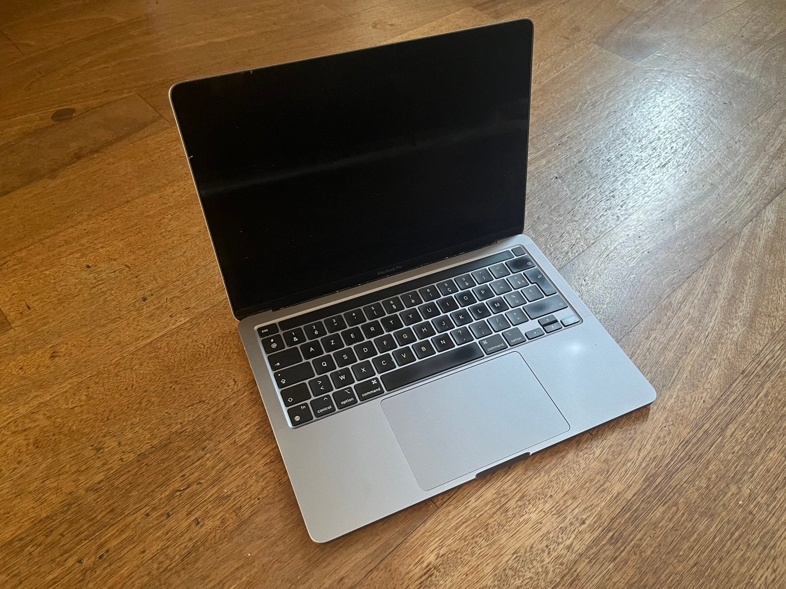 Macbook Pro 13-inch, M1 chip, 2020, 13 pouces, 512 GB, Comme neuf, 4 Ghz ou plus