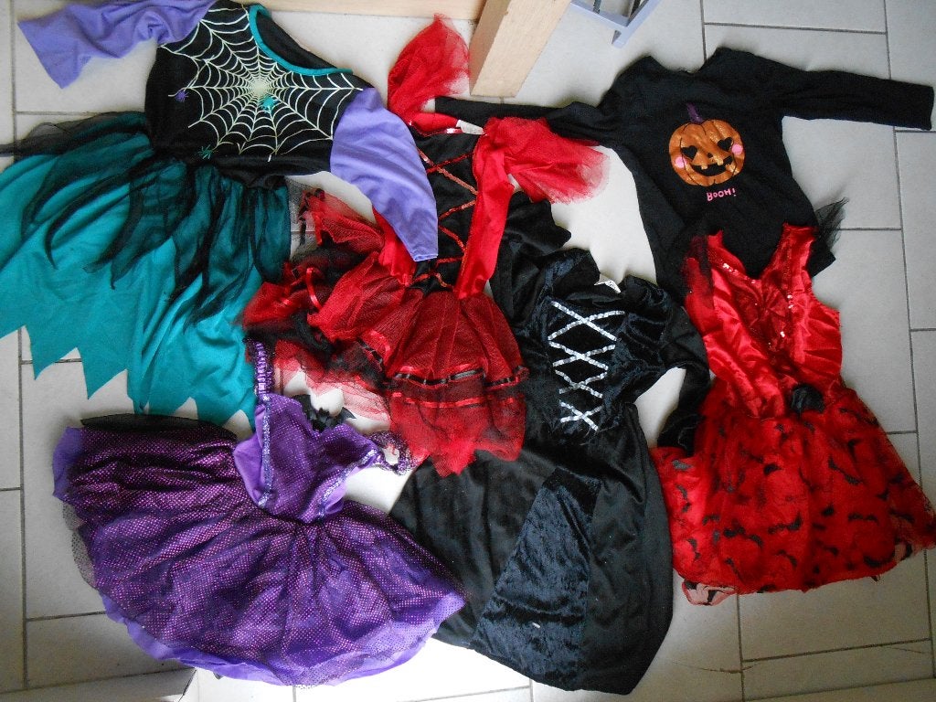 déguisement robe Halloween 3-7Ans  4eur/P ou prix si lot, Enlèvement, Comme neuf, Fille