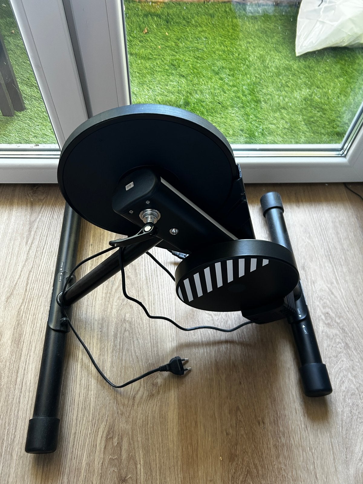 Fietstrainer in goede staat – compleet met bediening, Sport en Fitness, Ophalen, Gebruikt