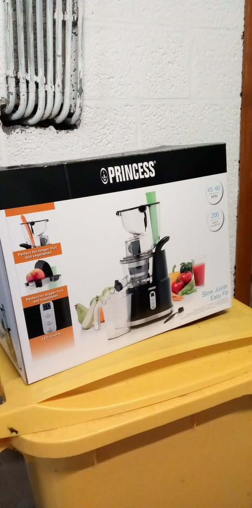 Sapcentrifuge/slowjuicer, Ophalen, Gebruikt