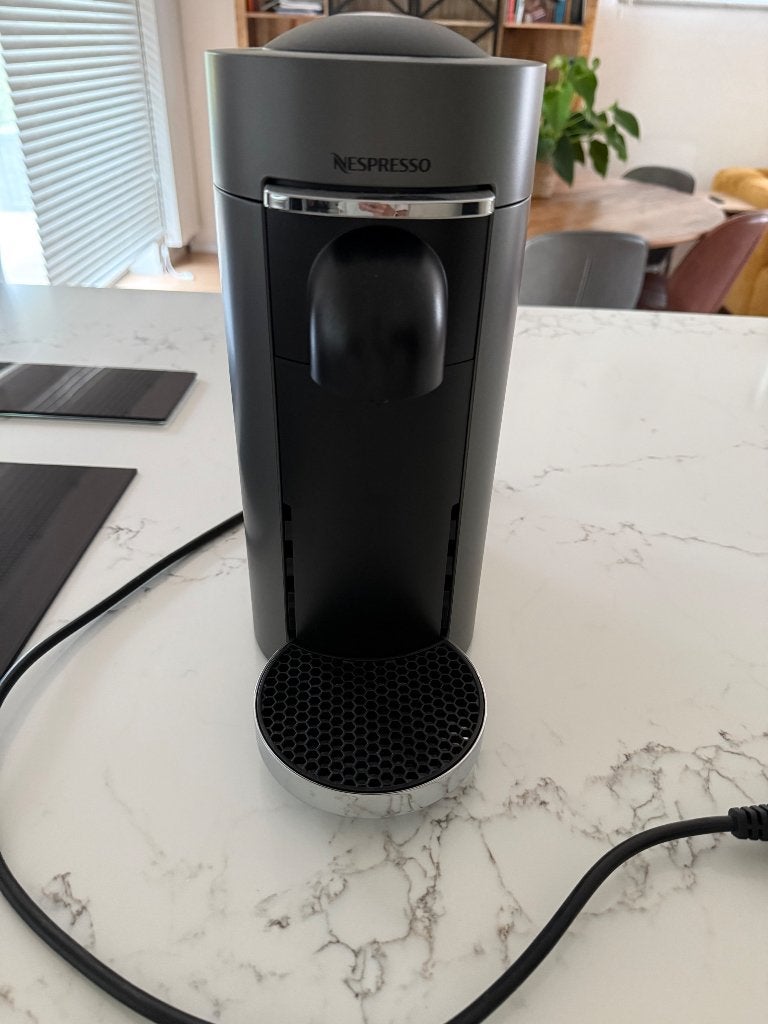 Nespresso koffiemachine, Elektronische apparatuur, Koffiezetapparaten, Gebruikt, Koffiemachine, Ophalen of Verzenden, 1 kopje