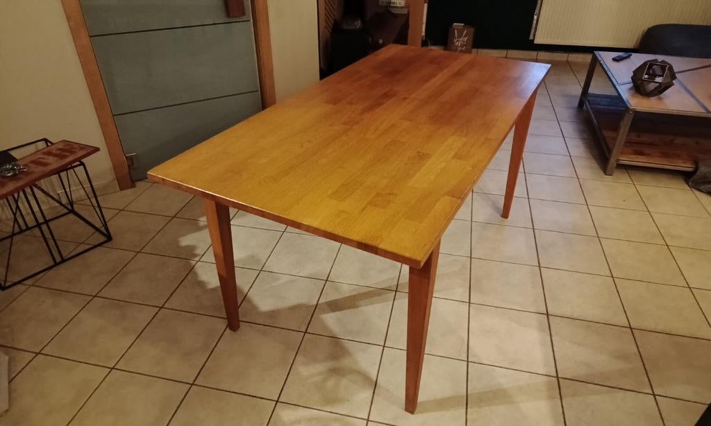 Table salle à manger.