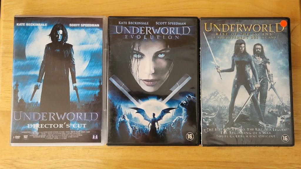 Lot DVD trilogie Underworld, CD & DVD, Matériel bonus, Fantasy, Français, Anglais