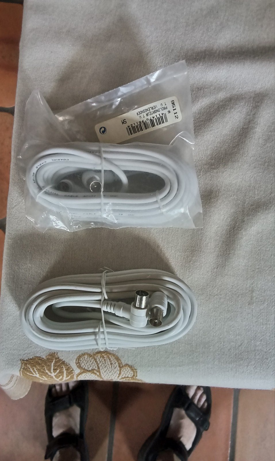 Nieuwe TV verlengkabels / aansluitkabels 5 meter, Ophalen, Nieuw, 5 tot 10 meter, Tv-kabel