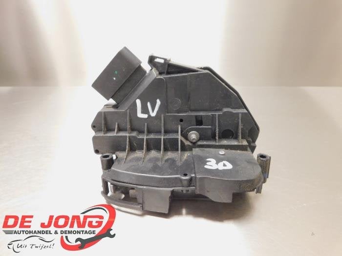 Serrure portière mécanique 2portes gauche d'un Ford Fiesta, Autos : Pièces & Accessoires, -, 3 mois de garantie, -, -