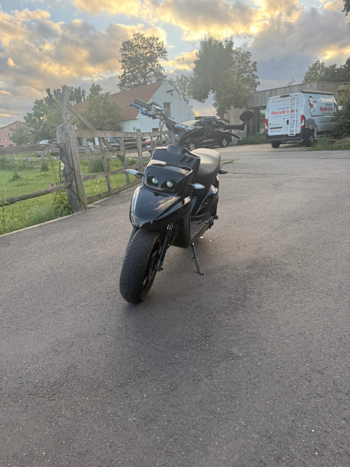 Yamaha booster, Ophalen, Zo goed als nieuw, Yamaha