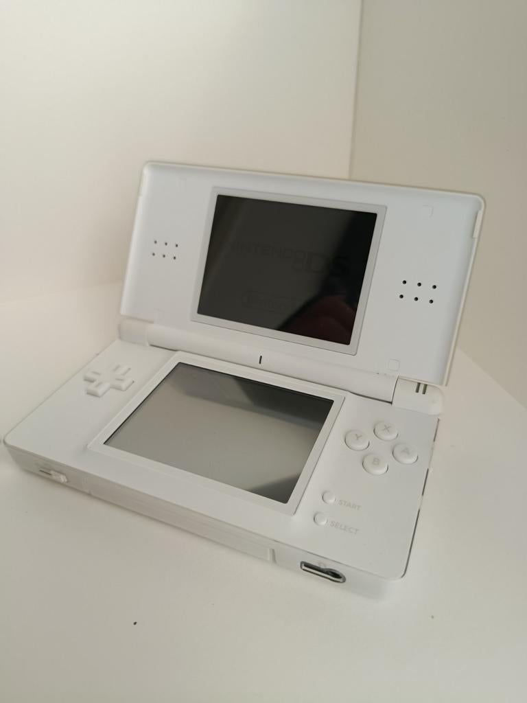 Nintendo DS Lite, Games en Spelcomputers, Ophalen of Verzenden, DS Lite