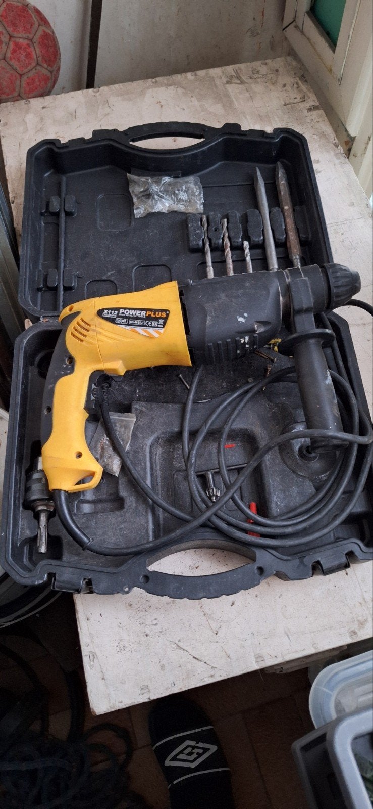 foreuse burineur 1050w