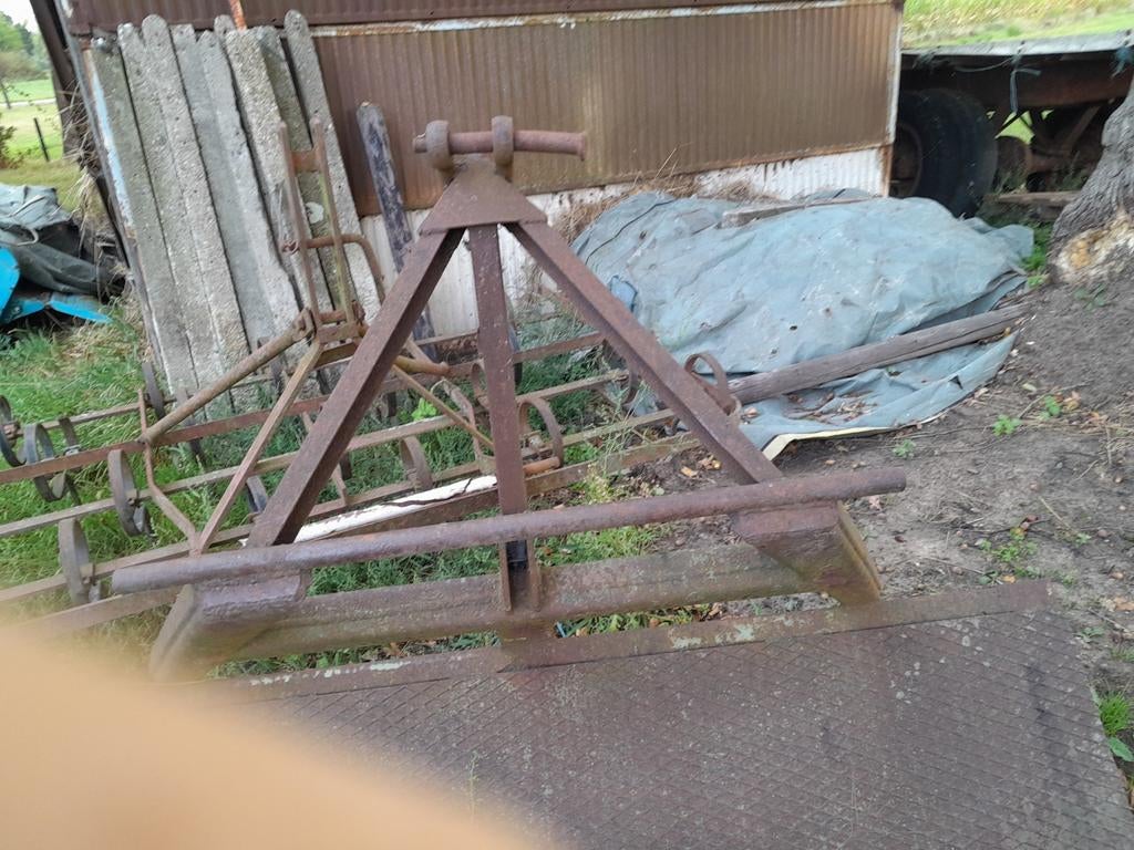 Werktuig voor tractor, Ophalen