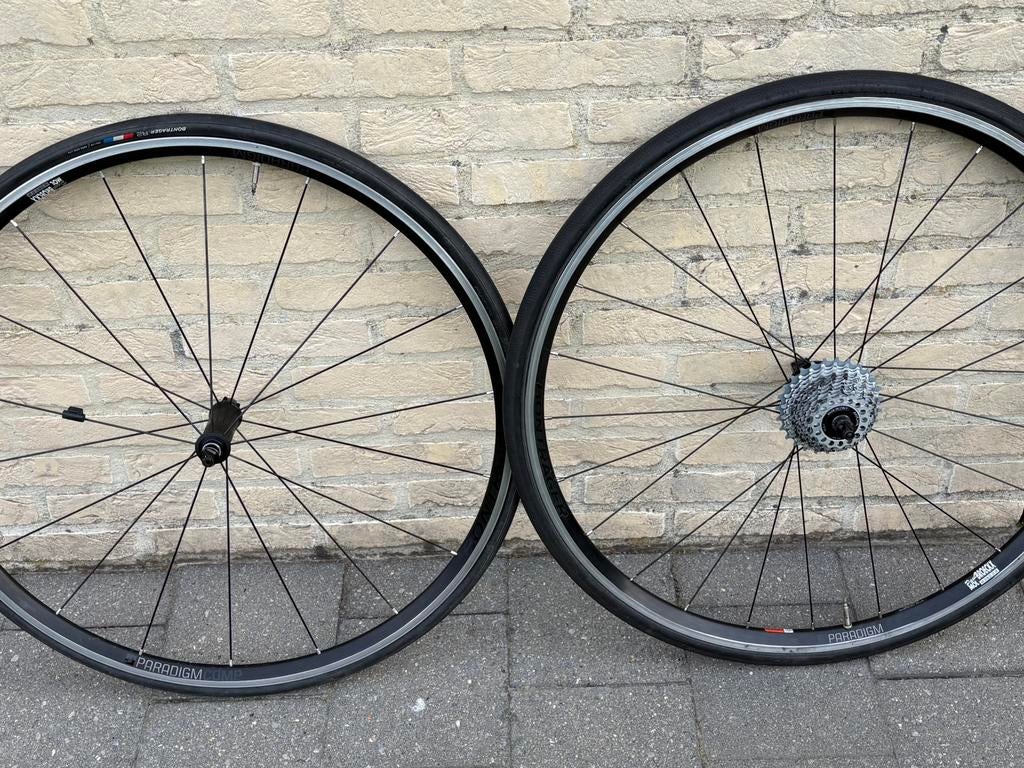 Wielset, Fietsen en Brommers, Ophalen, Band, Zo goed als nieuw, Aluminium