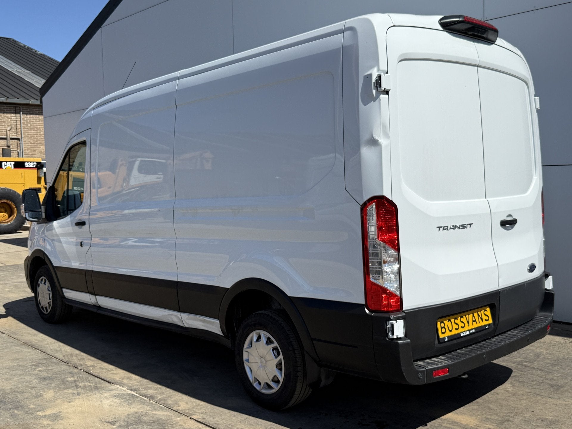 Ford Transit 2.0 TDCI 130PK L3H2 Airco Cruise control Parkee, Auto's, Bestelwagens en Lichte vracht, Voorwielaandrijving, Stof