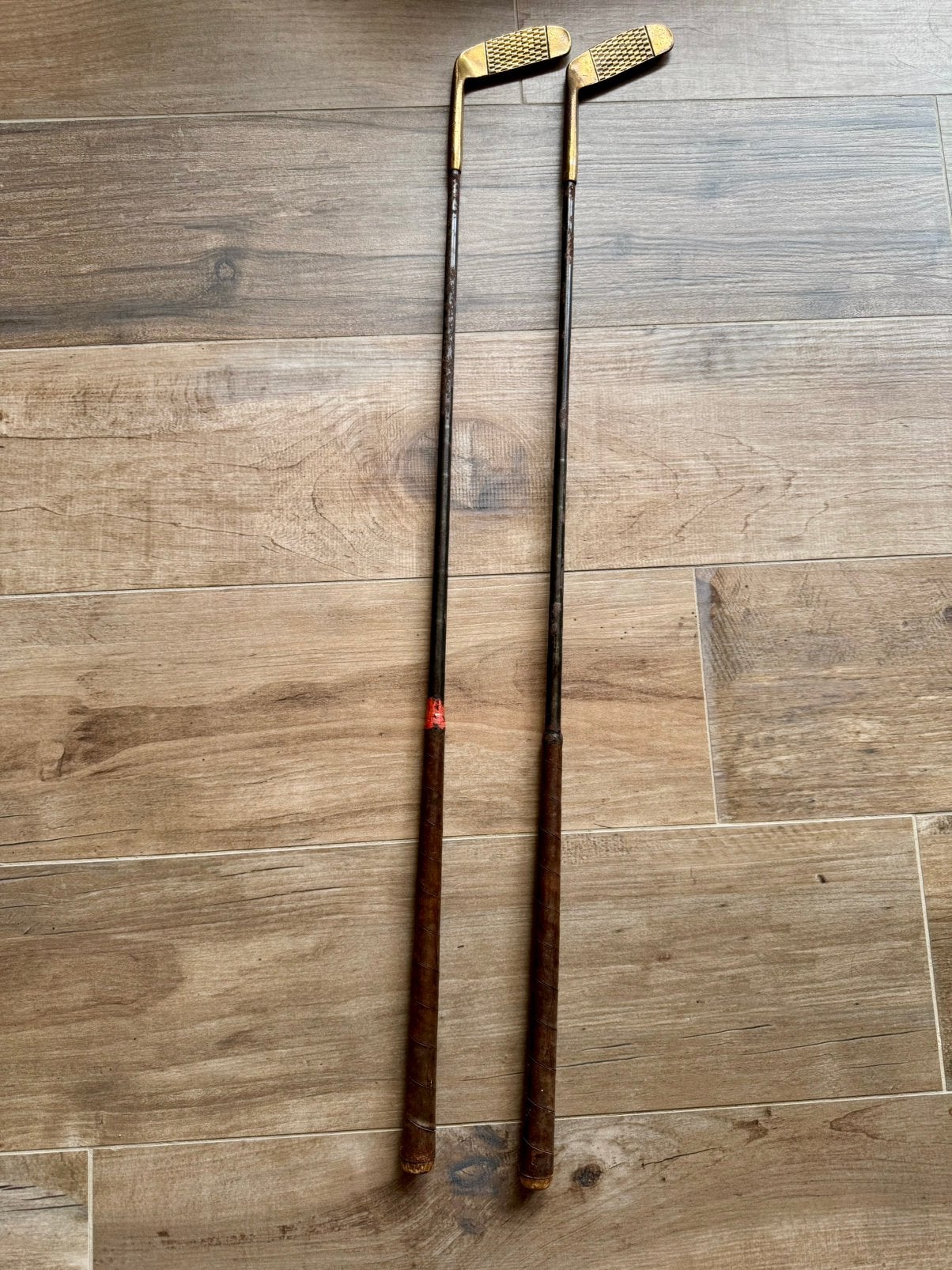 ANTIEKE GOLFCLUBS, Ophalen