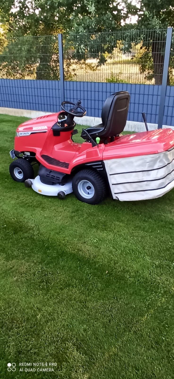 zitmaaier honda hf2625 hm 2022 mulch en opvang topstaat, Tuin en Terras, Zitmaaiers, Ophalen, Honda, Zo goed als nieuw, 120 cm of meer