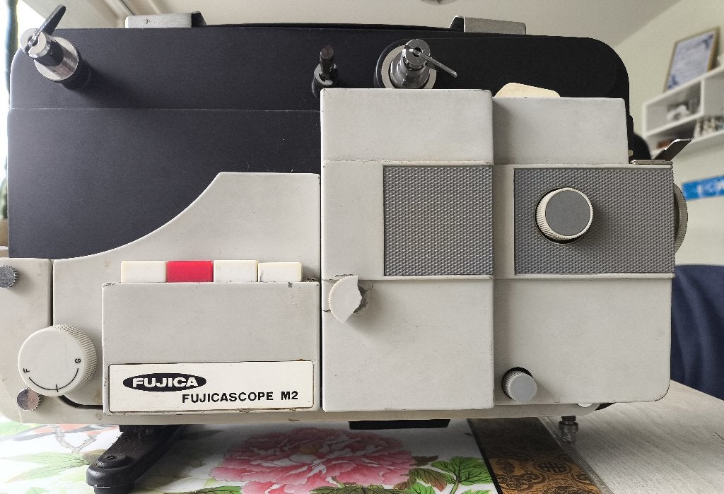 Film projector 8 mm films.Fujica Fujicascope M2, Verzamelen, Ophalen, 1960 tot 1980, Projector