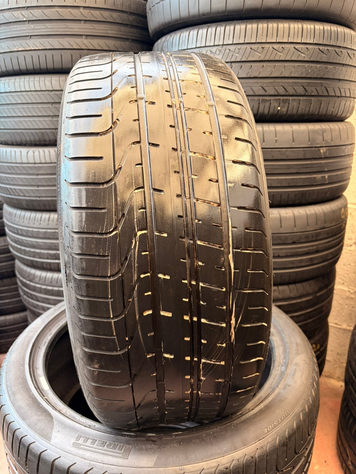 255 40r20 pirelli avec montage et équilibrage, Autos : Pièces & Accessoires, Enlèvement, Utilisé