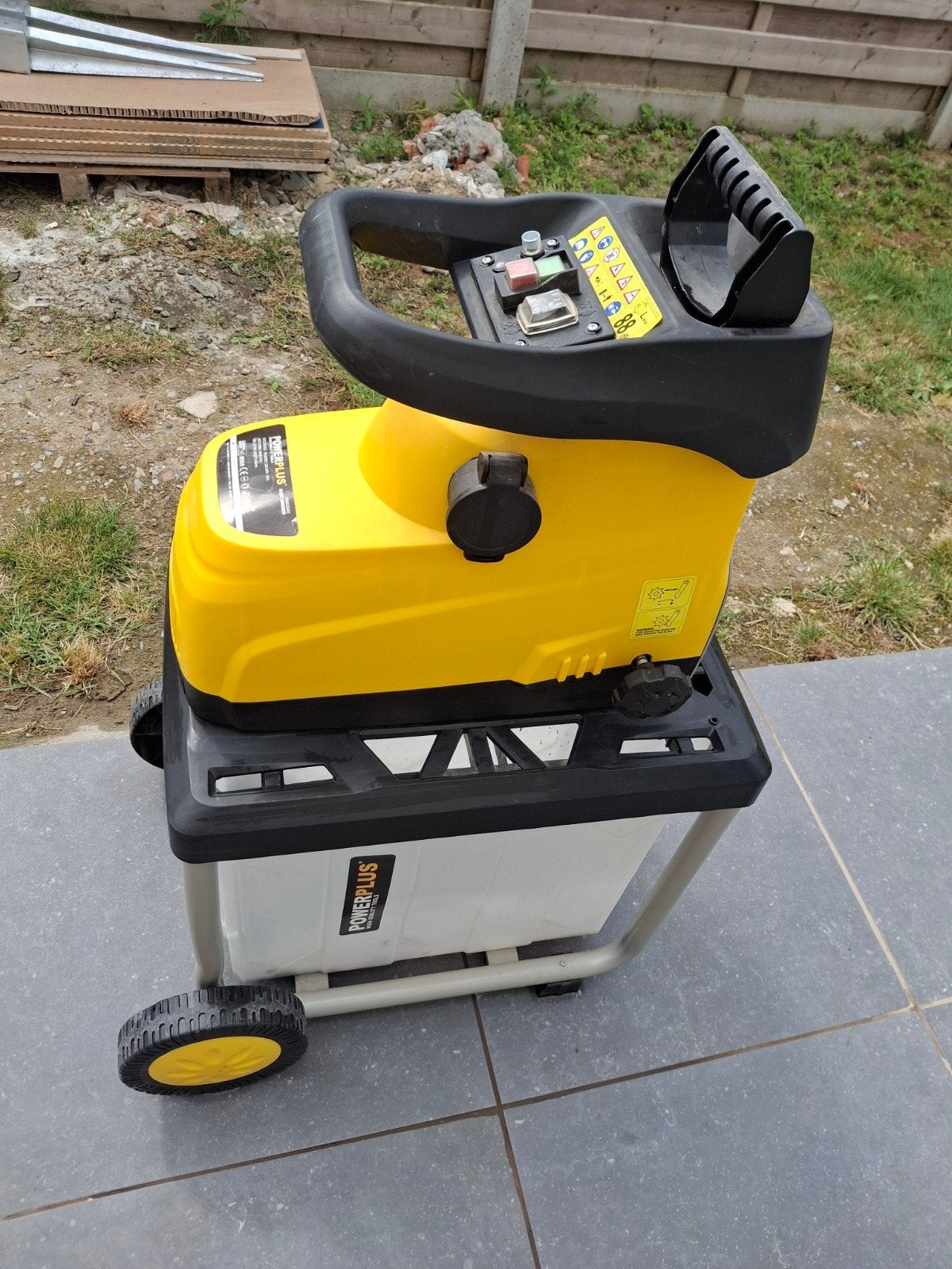 Hakselaar  powerplus, Ophalen