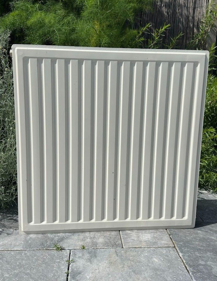 Radiateur 75 / 75 / 10 cm, Bricolage & Construction, Comme neuf, Enlèvement, Radiateur, 30 à 80 cm