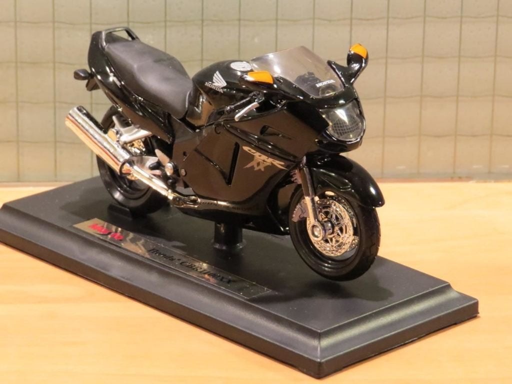 Honda CBR1100XX Blackbird black 1:18 Maisto, Hobby en Vrije tijd, Modelauto's | 1:18, Ophalen of Verzenden, Nieuw, Motor, Maisto