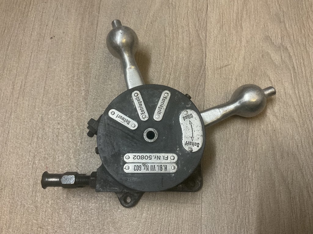 Weapon bomb release handle armament bewapening Luftwaffe, Verzamelen, Verzenden, Luchtmacht