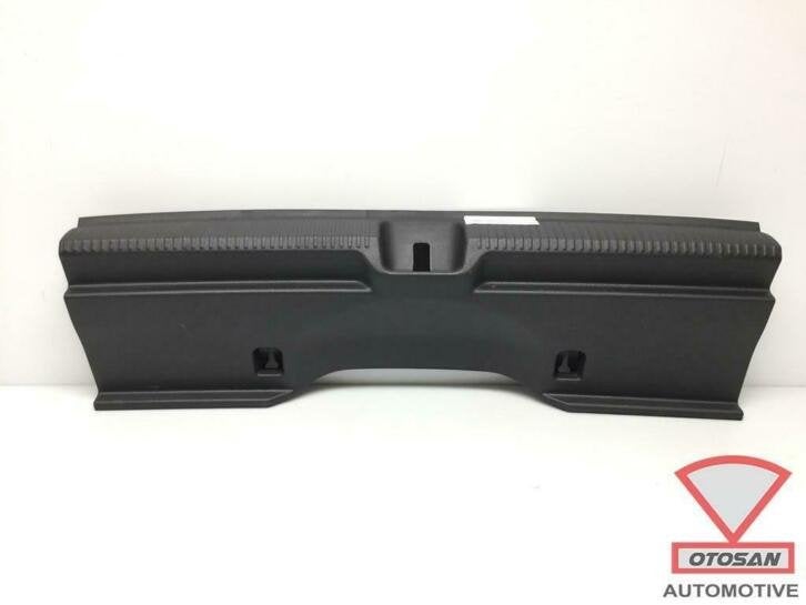 couvercle de plaque de verrouillage audi q2 2018 81a863471c, AUDI AG, Auto-Union-Strasse 1
85045  Ingolstadt, DE, Audi, Utilisé