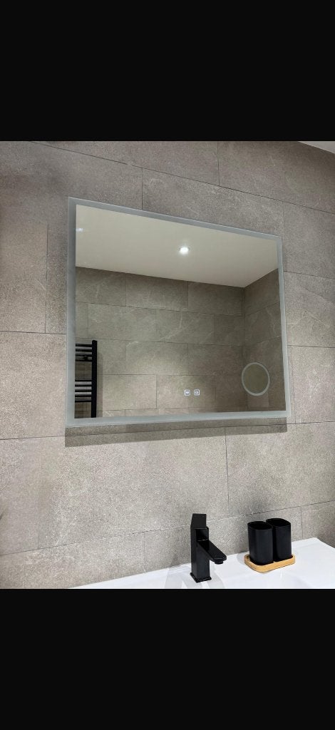 Miroir led salle de bain 80x70 cm, Maison & Meubles, Salle de bain | Meubles de Salle de bain, Neuf, Moins de 100 cm, Enlèvement