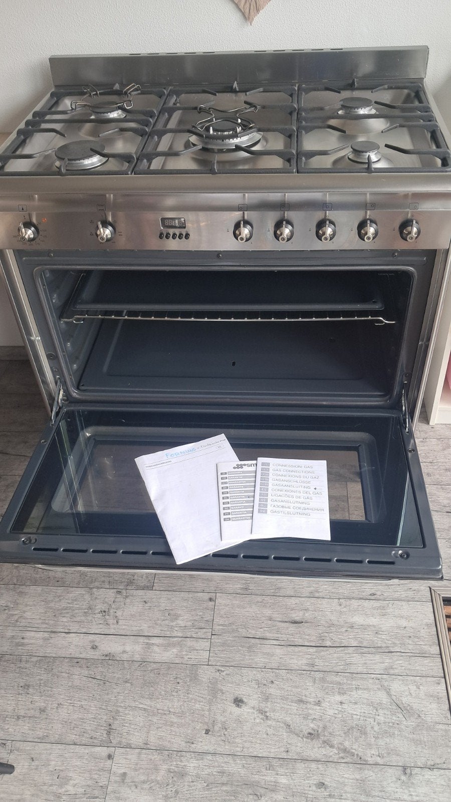 SMEG RVS 5 PITS GASFORNUIS MET ELECTRISCHE OVEN, Elektronische apparatuur, Fornuizen, Ophalen, Vrijstaand, Gas