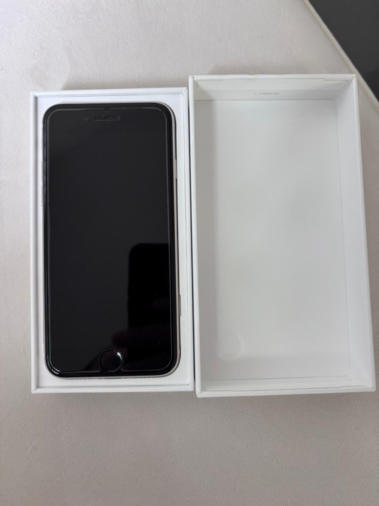 IPhone SE 2022 (3e generatie) | 5G, Telecommunicatie, Mobiele telefoons | Apple iPhone, Ophalen, Gebruikt, Wit, 64 GB