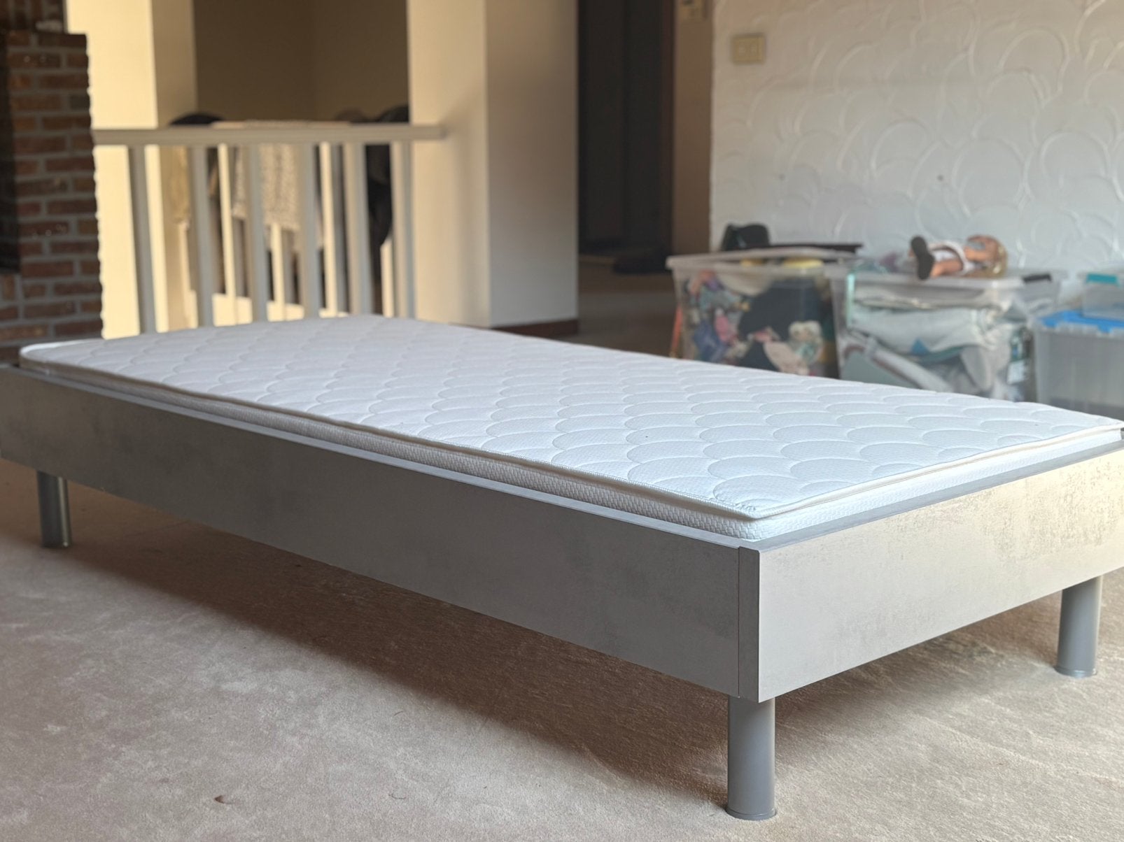 Bed ( 1 persoons ), Huis en Inrichting, Ophalen, 90 cm, Eenpersoons, Zo goed als nieuw