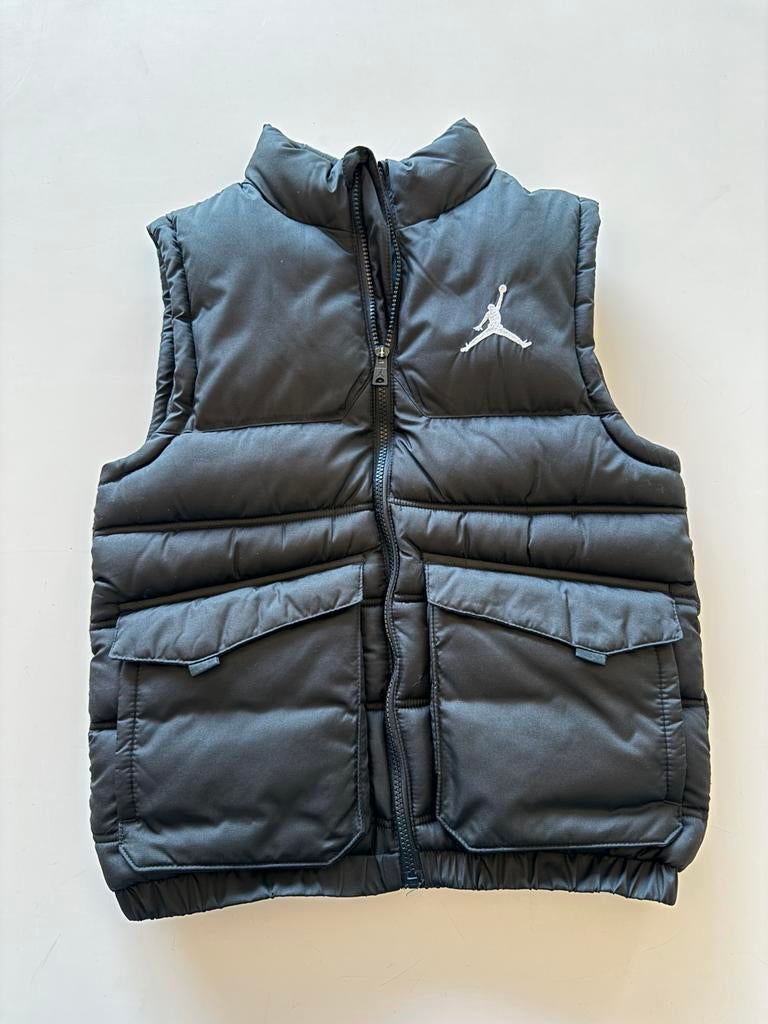 Nike Jordan Puffer - bodywarmer kids 10-12 jaar, Ophalen, Zo goed als nieuw, Zwart
