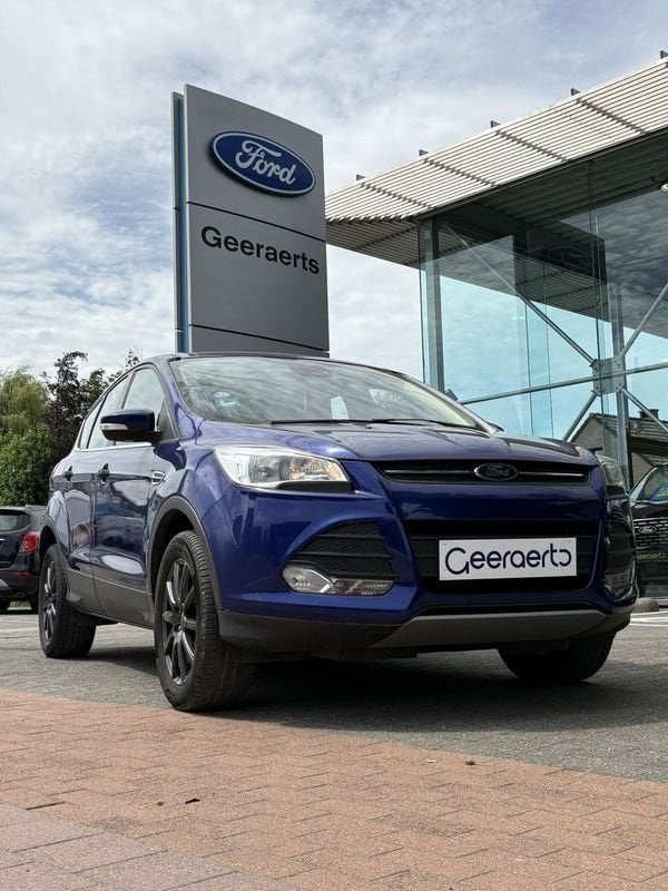 Ford Kuga EcoBoost Business Edition 4X2 Start/Stop, Voorwielaandrijving, Stof, Gebruikt, Blauw