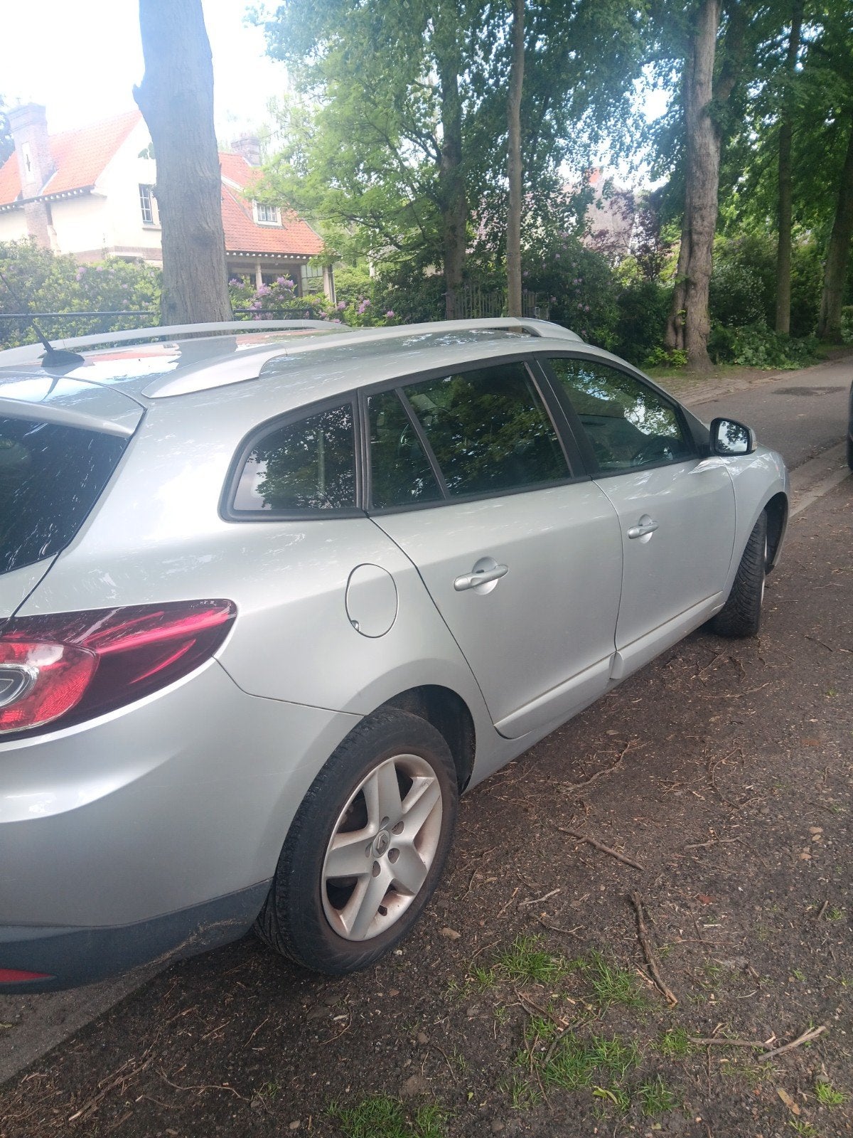 Renault megane,carpass, benzine,start en rijdt perfect., Auto's, Particulier, Break, Handgeschakeld, Te koop