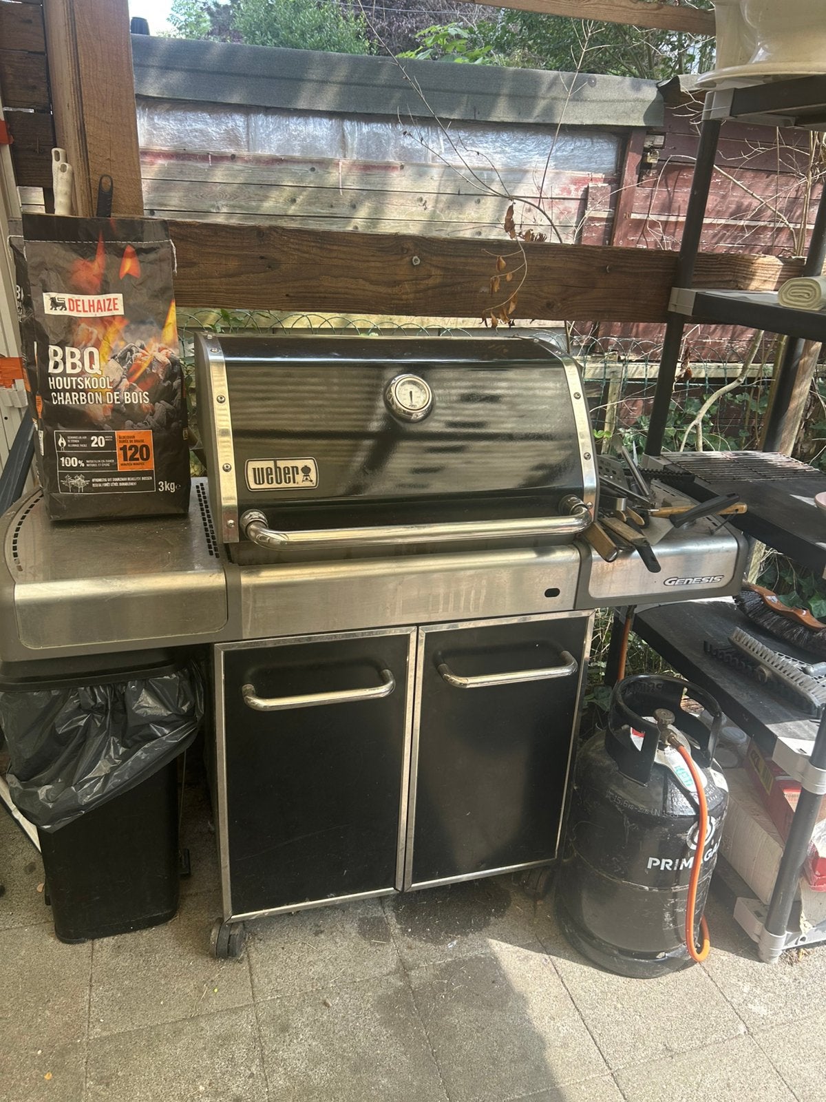 Barbecue Weber Genesis haut de gamme + nombreux accessoires, Enlèvement