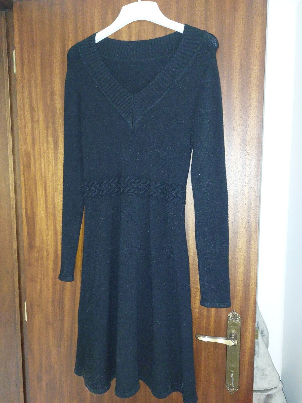 Jurk (winter), Ophalen of Verzenden, Zo goed als nieuw, Zwart, Knielengte