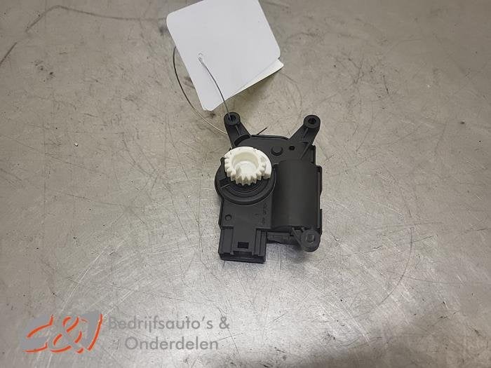 Clapet chauffage moteur d'un Volkswagen Crafter, Autos : Pièces & Accessoires, Moteurs & Accessoires, Volkswagen, -, 3 mois de garantie