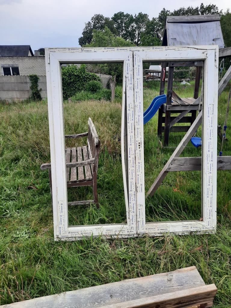 Te koop: PVC raamkozijn zonder glas, Ophalen, Raamkozijn