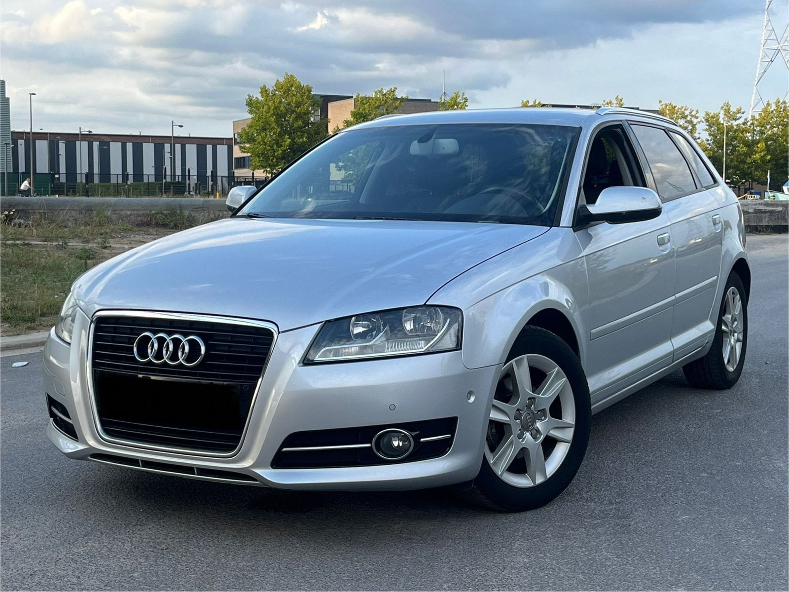 Audi A3 1.2 Benzine S tronic //AUTOMAAT Sportback//, Autos, Audi, Achat, Entretenue par le concessionnaire, 5 portes, Automatique