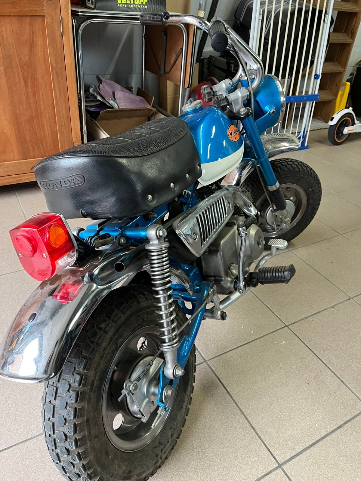 Honda Monkey Z50J, Fietsen en Brommers, Ophalen, Zo goed als nieuw, Honda