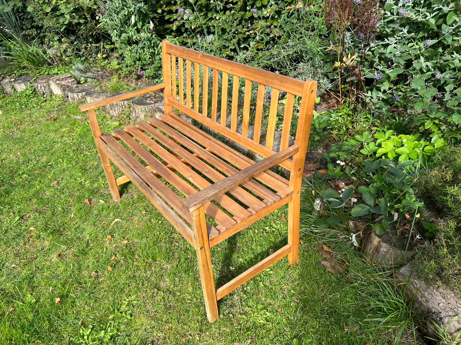 massief houten tuinbank – 2-zits – stevig en sfeervol, Ophalen, Zo goed als nieuw, Hout