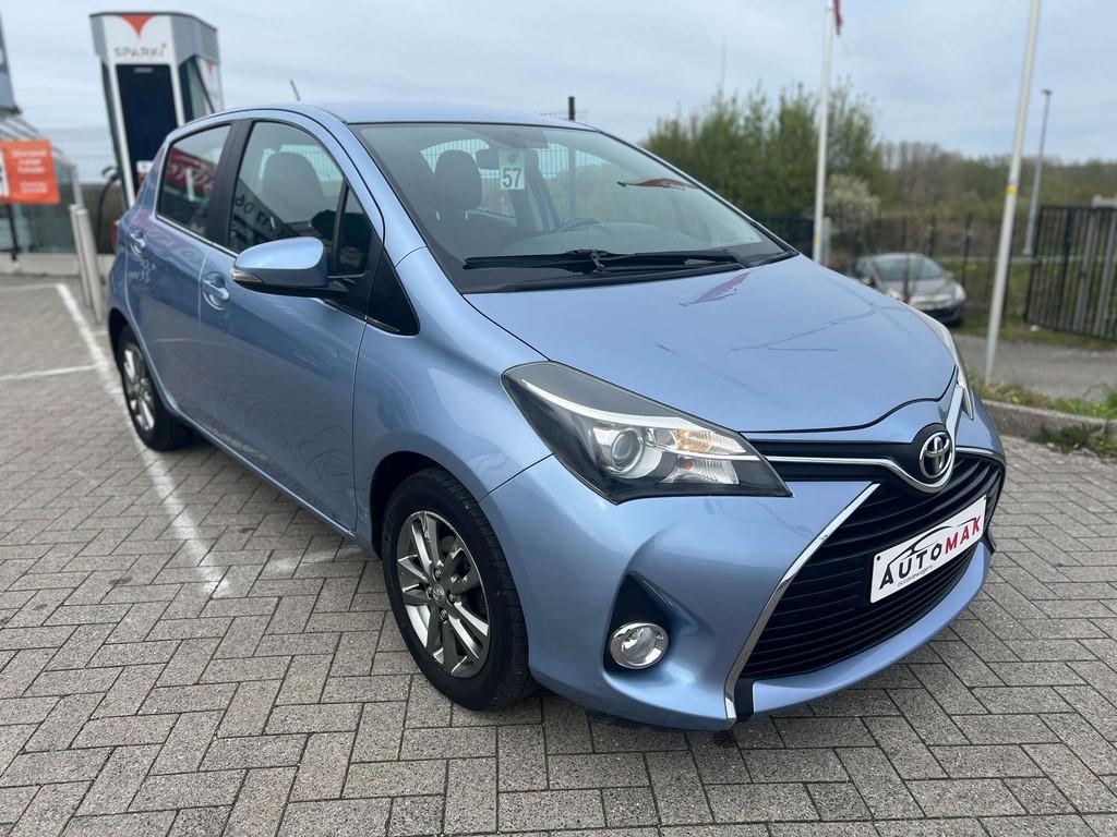 Toyota Yaris Yaris 1.3i VVT-i 16v Dynamic+ (bj 2015), Auto's, Toyota, Euro 5, Stof, Gebruikt, 87 pk