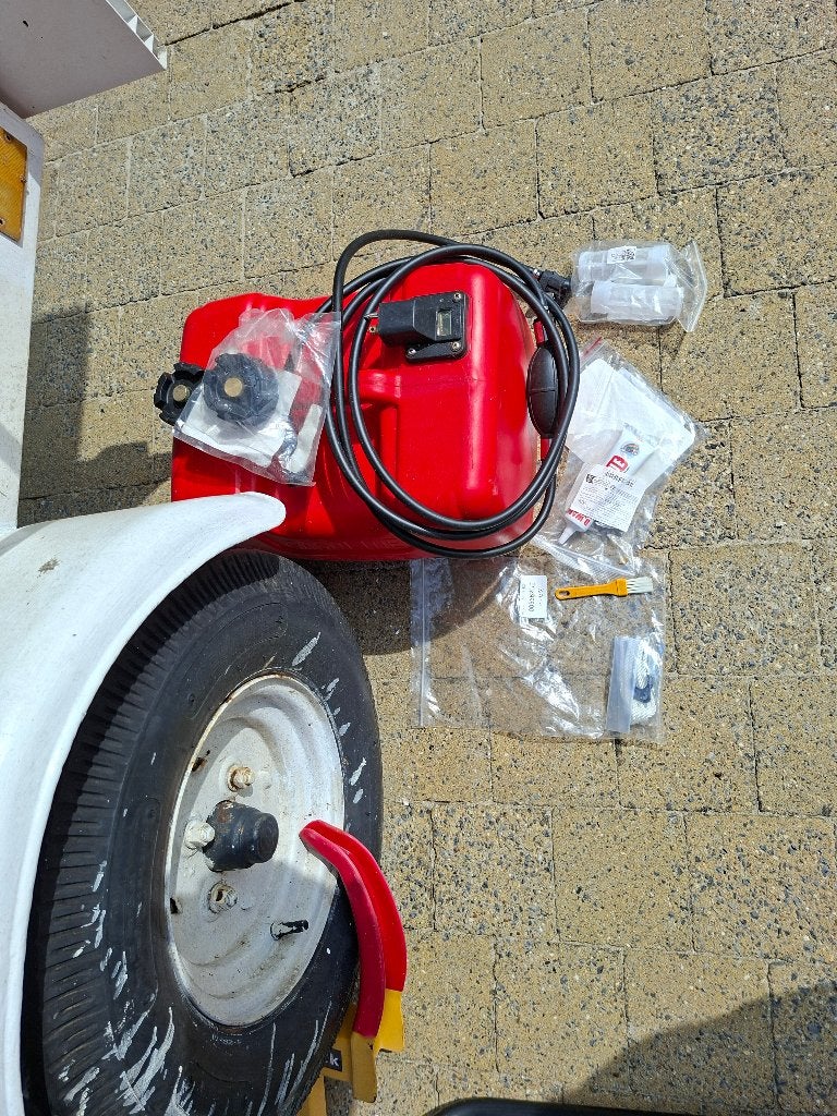 TE KOOP met remork nw verlichting, dissel, neuswiel. res wie, Ophalen, Aluminium, 4 pk, Anker