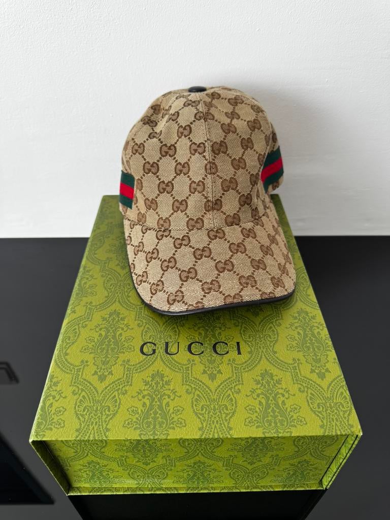 GUCCI PET, Ophalen of Verzenden, Zo goed als nieuw, Pet