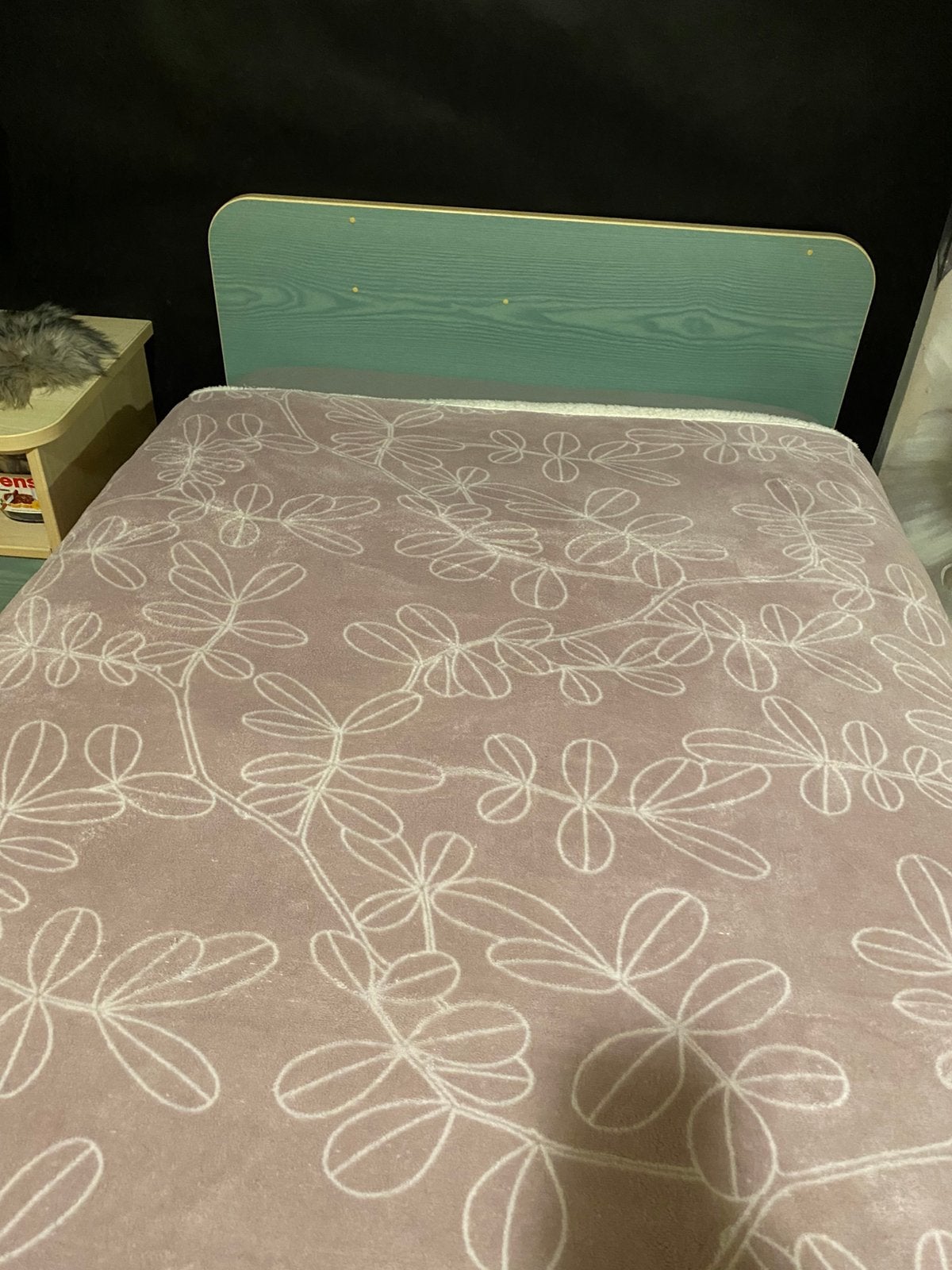 1 persoonsbed / nachtkastje  gratis, Huis en Inrichting, Ophalen, Zo goed als nieuw