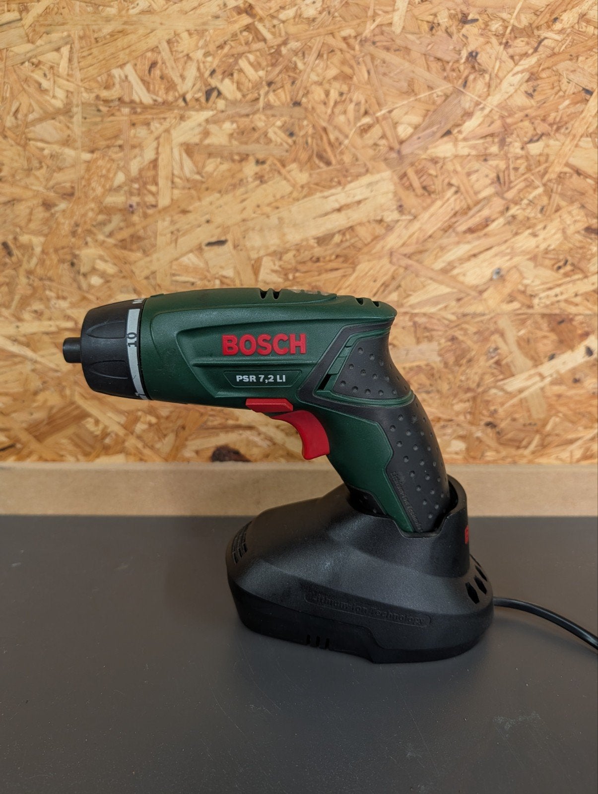 Bosch PSR 7.2 Li schroefmachine, Ophalen, Variabele snelheid, Minder dan 400 watt, Zo goed als nieuw