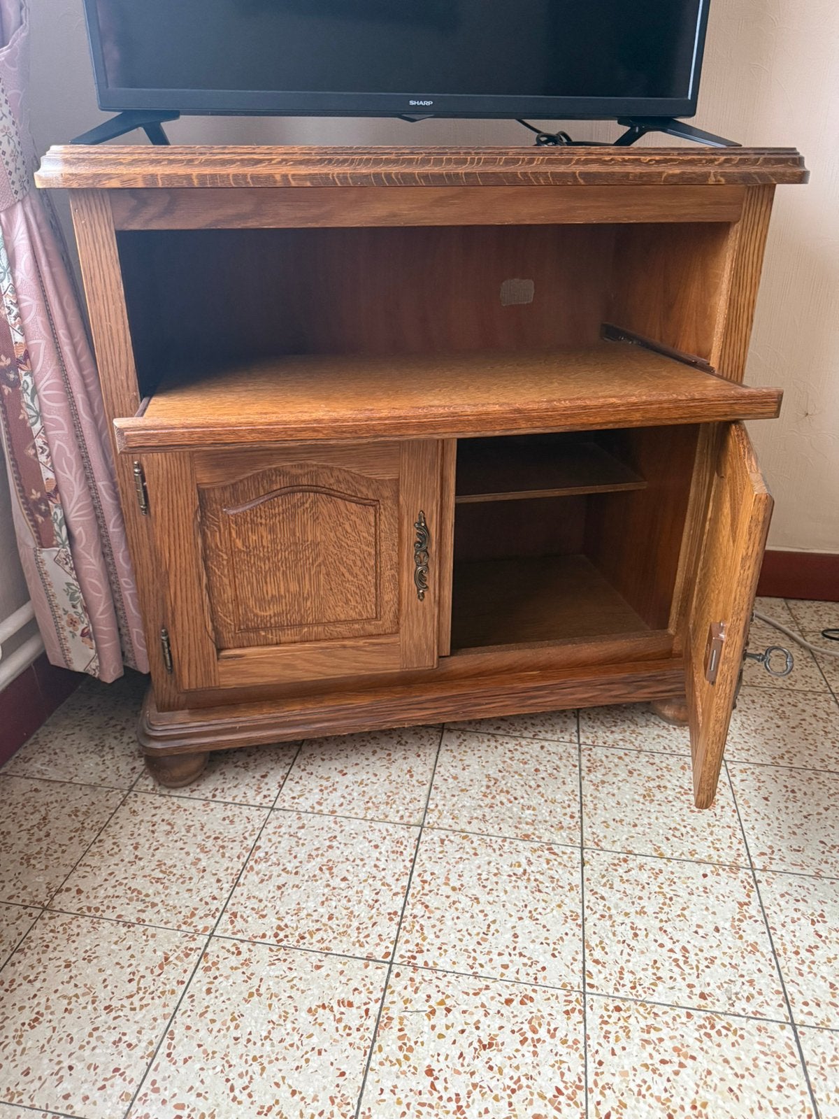 Salle a manger meuble TV fauteuil électrique / chambre, Maison & Meubles, 25 à 50 cm, Comme neuf, 50 à 100 cm, Meuble des année 80