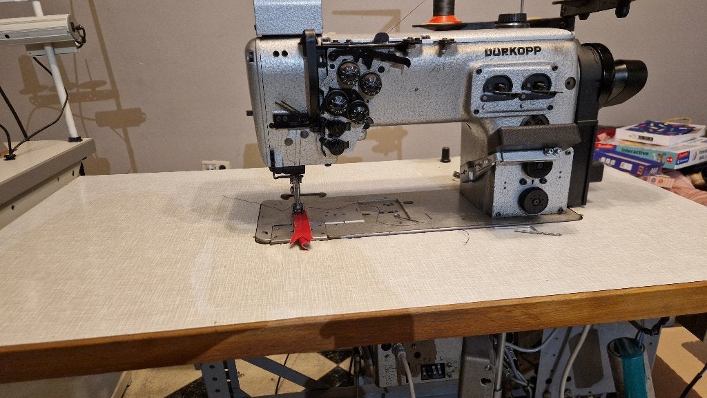 Naaimachine, Ophalen of Verzenden, Zo goed als nieuw, Naaimachine